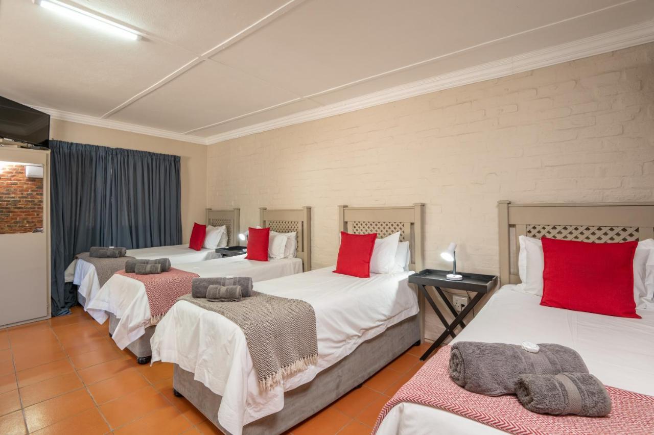 Cosy Cottages Guesthouse Potchefstroom Kültér fotó